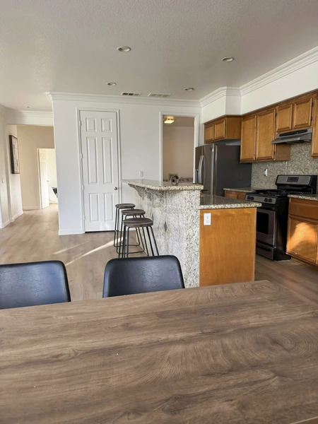 Coliving in Perris - Inland Empire, Los Angeles