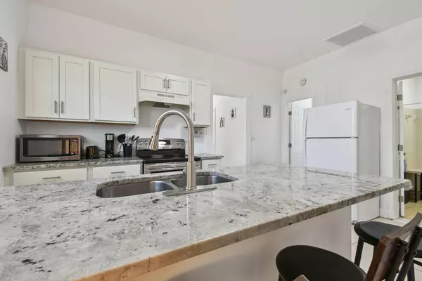 Coliving in Kenwood - Clearwater-St. Petersburg, Tampa