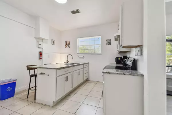 Coliving in Kenwood - Clearwater-St. Petersburg, Tampa