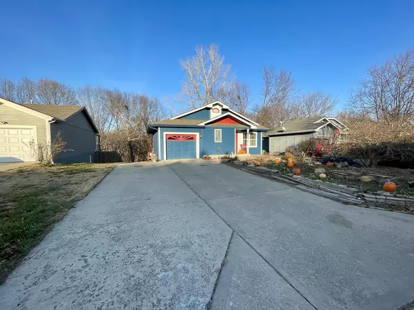 Coliving in Smithville - Outer KCMO, Kansas City