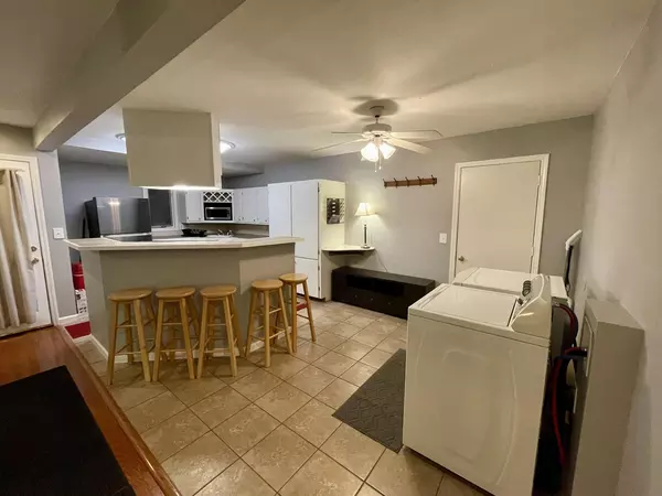 Coliving in Smithville - Outer KCMO, Kansas City