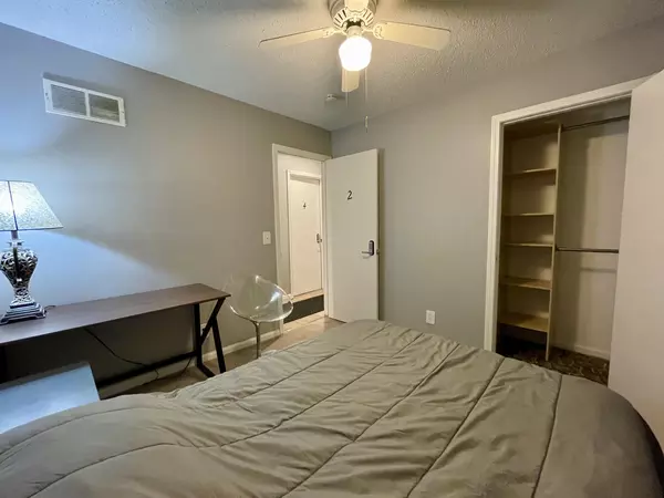 Coliving in Smithville - Outer KCMO, Kansas City