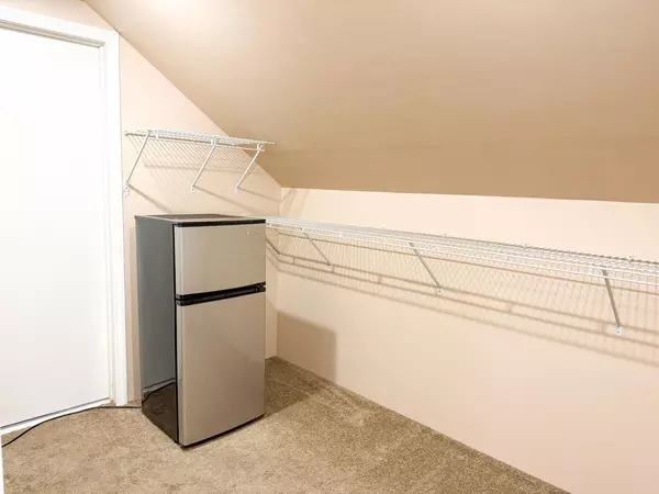 Coliving in La Vergne - Outer Nashville, Nashville