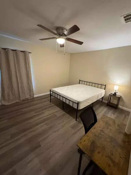 Coliving in Cedar Crest - Se Dallas, Dallas