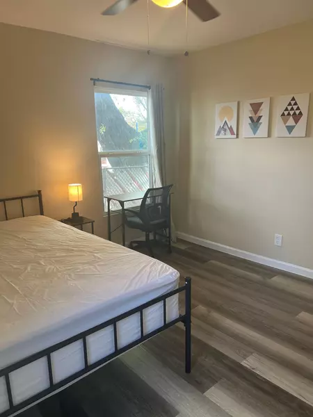 Coliving in Cedar Crest - Se Dallas, Dallas