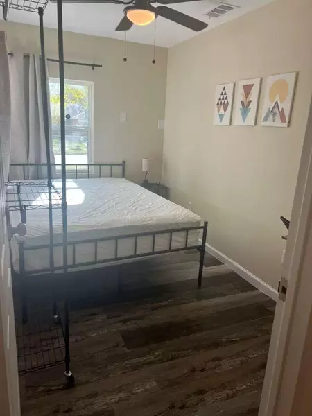 Coliving in Cedar Crest - Se Dallas, Dallas
