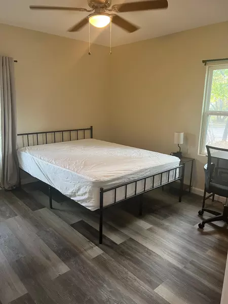Coliving in Cedar Crest - Se Dallas, Dallas