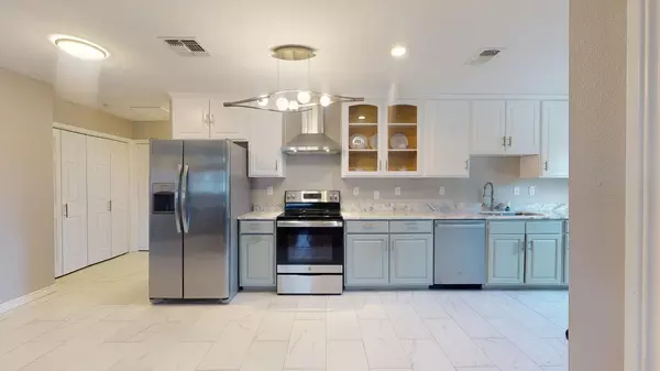 4 bedrooms apartment for rent in Mahncke Park - Central SATX, San Antonio