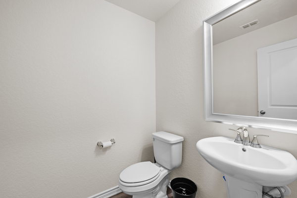 Coliving in Pecan Valley - South SATX, San Antonio