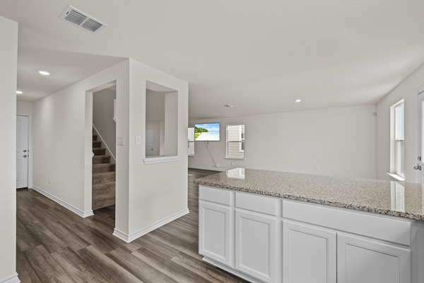 Coliving in Pecan Valley - South SATX, San Antonio