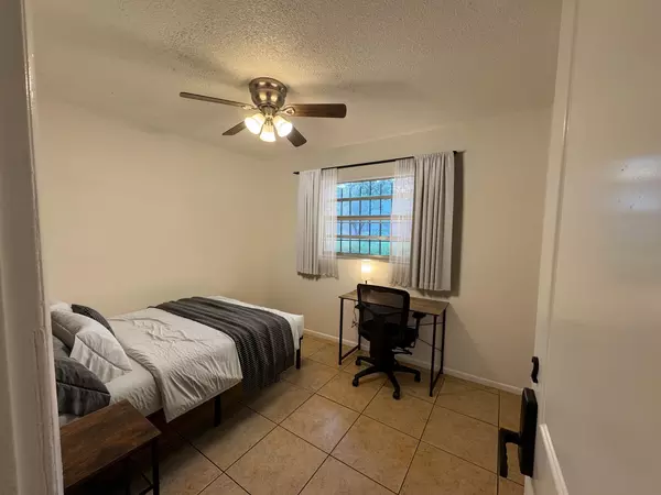 Coliving in Holden Heights - Central Orlando, Orlando
