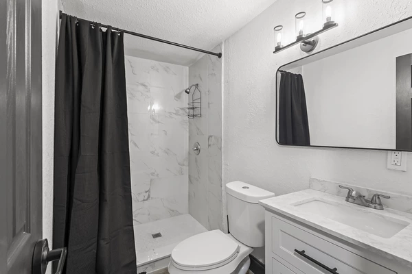 Coliving in Engelwood Park - East Orlando, Orlando