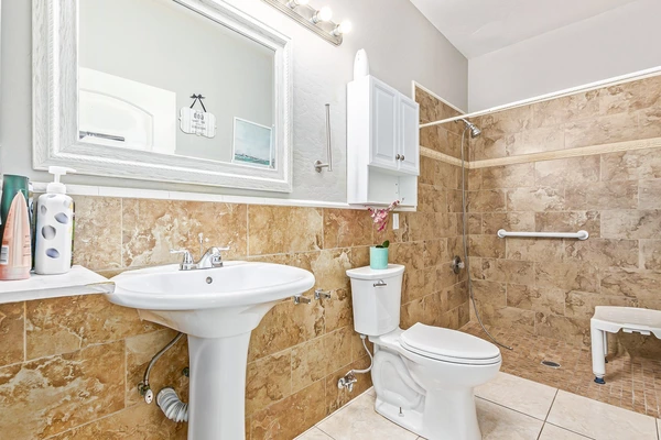 Coliving in Surprise - NW Valley, Phoenix