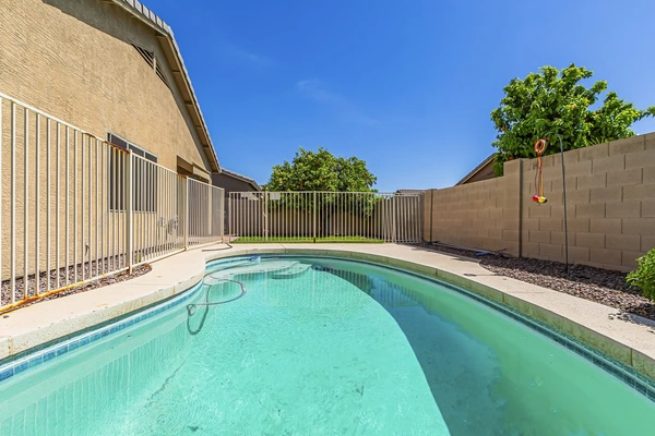 Coliving in Surprise - NW Valley, Phoenix