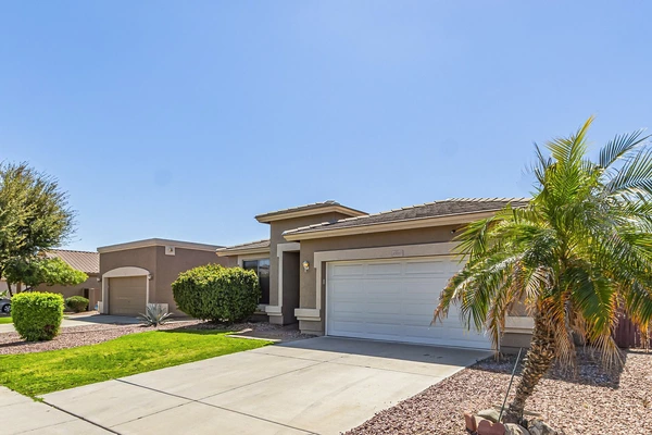 Coliving in Surprise - NW Valley, Phoenix