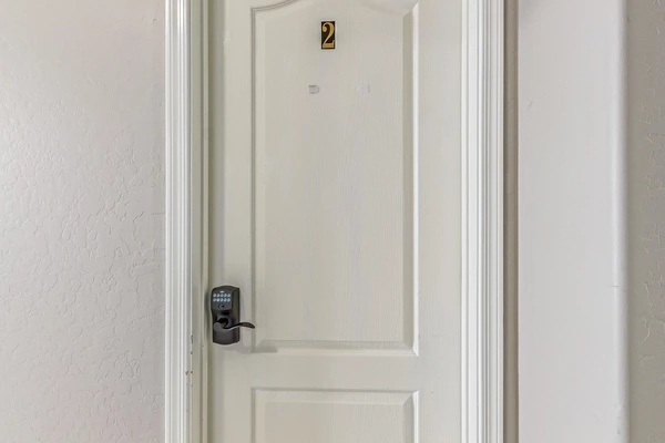 Coliving in Surprise - NW Valley, Phoenix