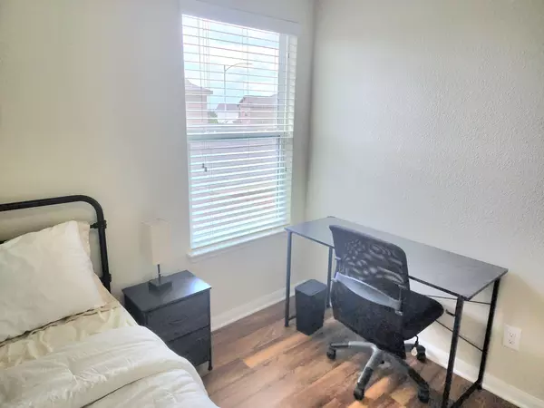 Coliving in Manor - East Austin, Austin