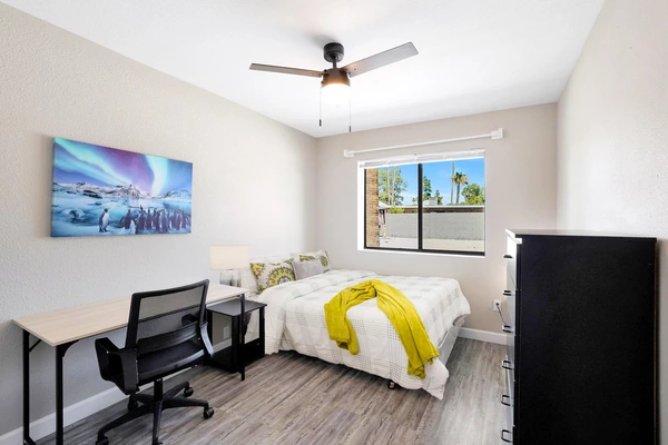 Coliving in Glendale - NW Valley, Phoenix