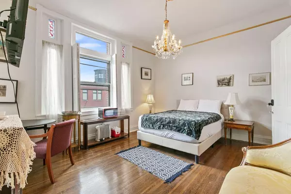 Coliving in Midtown Baltimore - Baltimore Metro Area, Washington DC