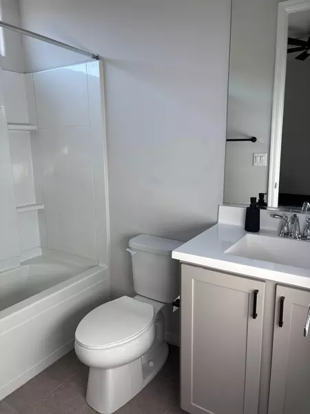 Coliving in Litchfield Park - SW Valley, Phoenix