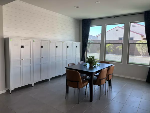 Coliving in Litchfield Park - SW Valley, Phoenix