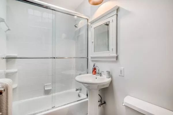 Coliving in Woodley Park - NW DC, Washington DC