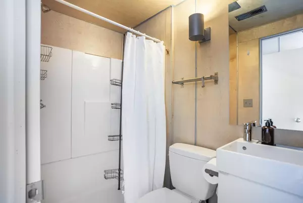 Coliving in Edgewood DC - NE DC, Washington DC