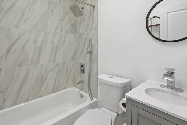 Coliving in Lower Central Ne - NE DC, Washington DC