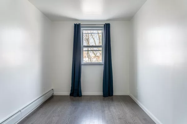 Coliving in Ditmas / Steinway - Queens, New York