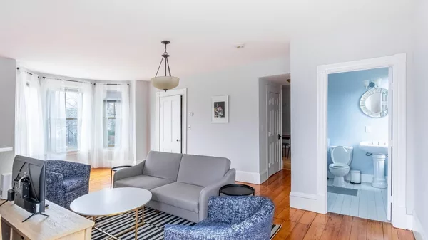 Coliving in Newton - Metro Area, Boston