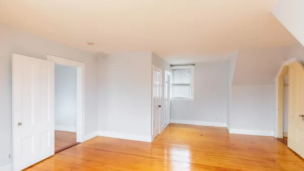 Coliving in Newton - Metro Area, Boston