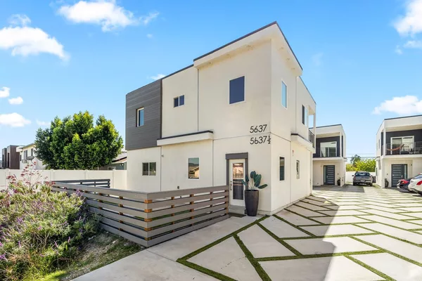 Coliving in Valley Village - San Fernando Valley, Los Angeles