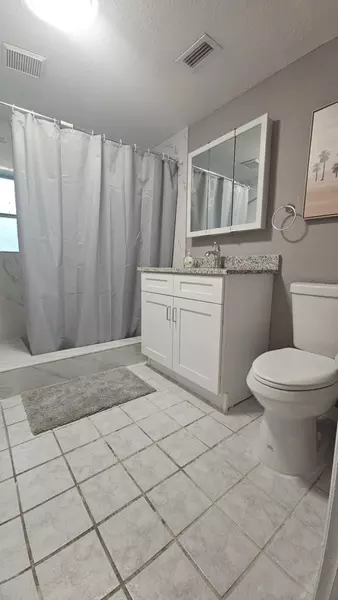 Coliving in Odessa - North Tampa, Tampa