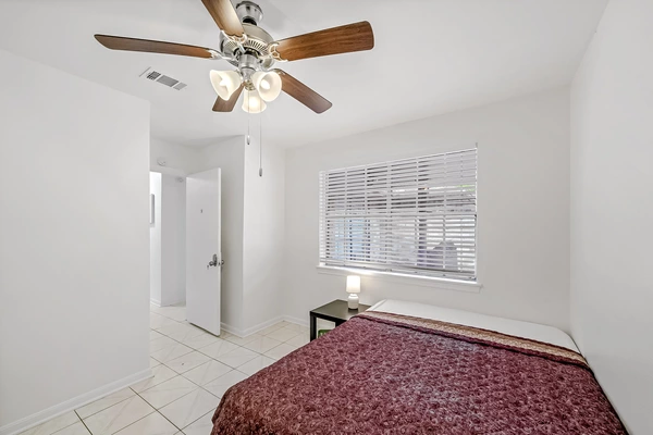 Coliving in Aldine City - Ne Houston, Houston