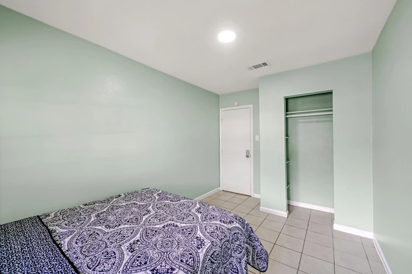 Coliving in Aldine City - Ne Houston, Houston