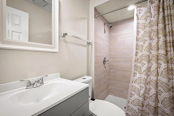 Coliving in Holden Heights - Central Orlando, Orlando