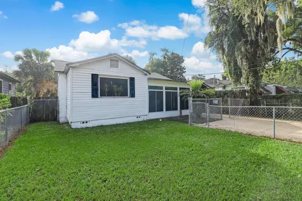 Coliving in College Park JAX - Northside, Jacksonville