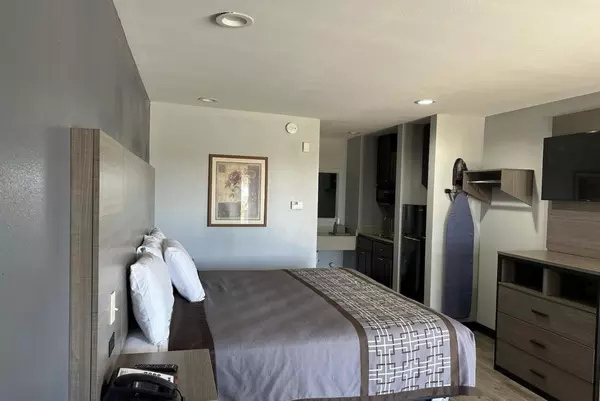 Coliving in Bridge City - Outer NOLA, New Orleans