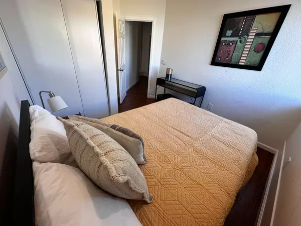 Coliving in College Area SD - Inland, San Diego