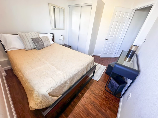 Coliving in College Area SD - Inland, San Diego