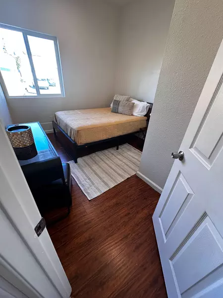 Coliving in College Area SD - Inland, San Diego