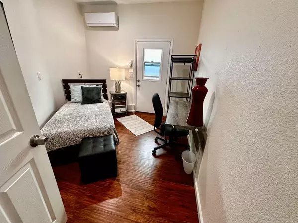 Coliving in College Area SD - Inland, San Diego