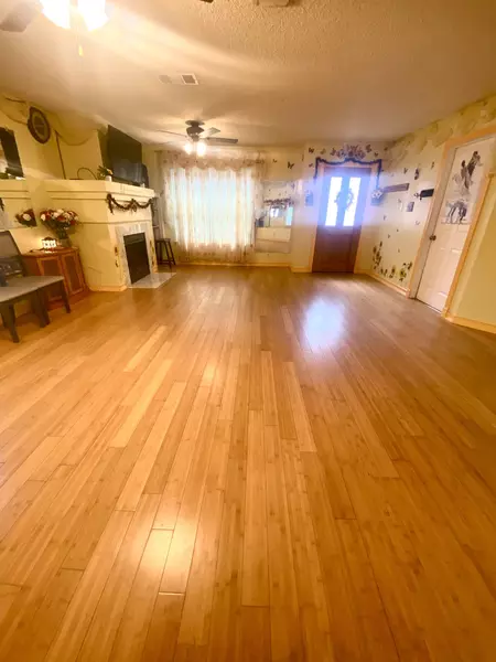 Coliving in Far West Side - West SATX, San Antonio