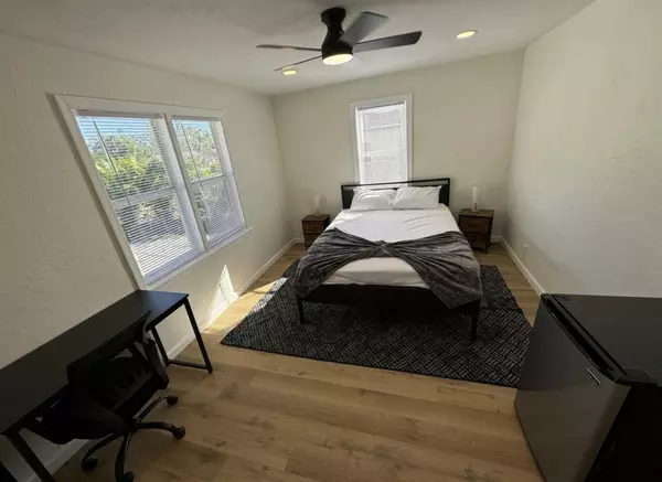 Coliving in Kenwood - Clearwater-St. Petersburg, Tampa