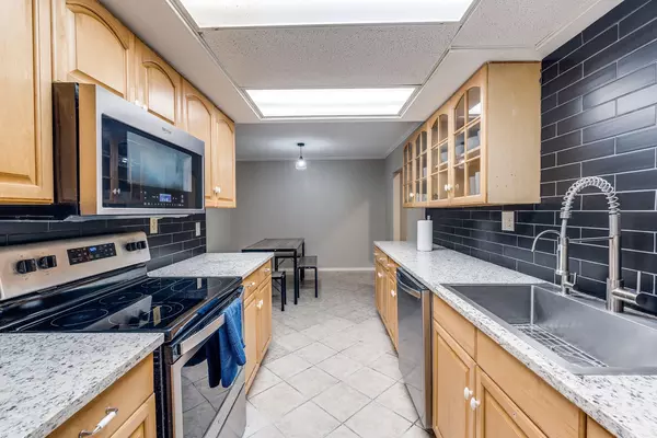 Coliving in Uptown Central - North SATX, San Antonio