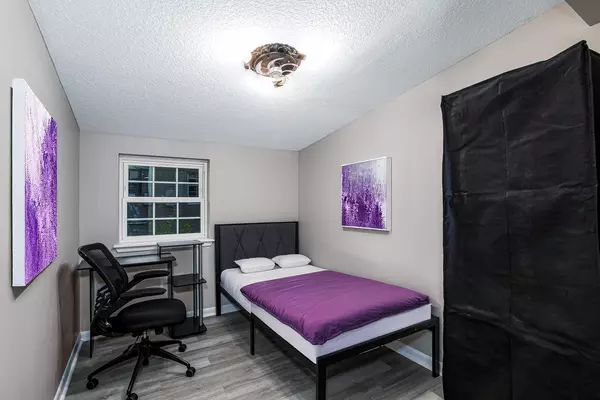 Coliving in Cedar Hills - Westside, Jacksonville