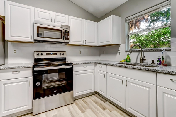 Coliving in Sports Complex - Downtown JAX, Jacksonville