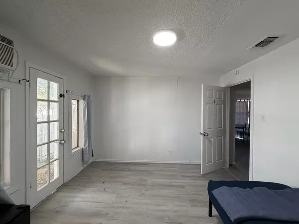 Coliving in East Arlington - Arlington, Dallas