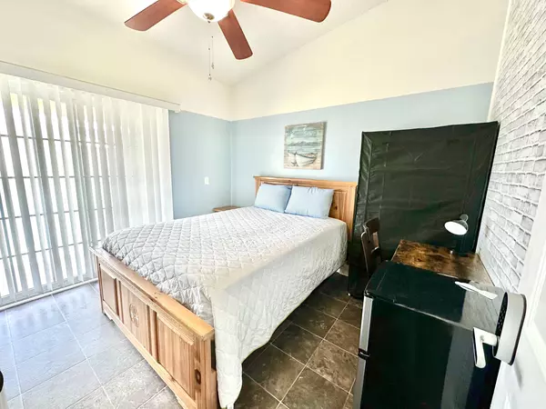 Coliving in Baymeadows - Southside, Jacksonville