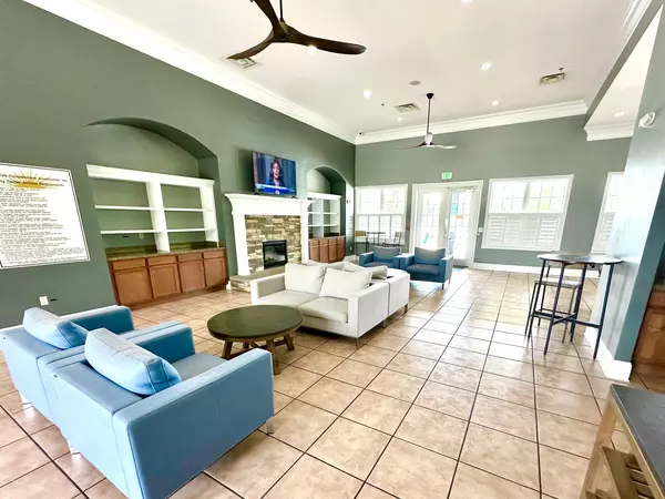 Coliving in Baymeadows - Southside, Jacksonville